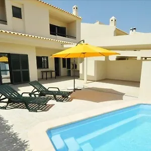 holiday-house.hotelaalgarve.com/