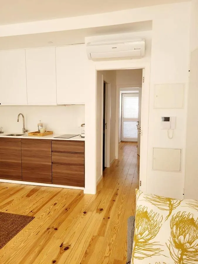Light & Style Apartment Lisbon Portugal